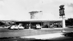 KauKauCorner1940s